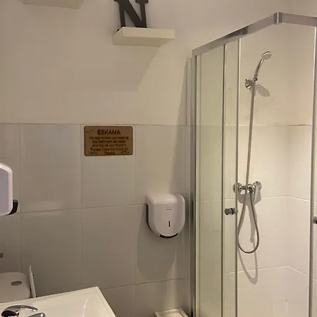 Auberge de jeunesse Eskama *