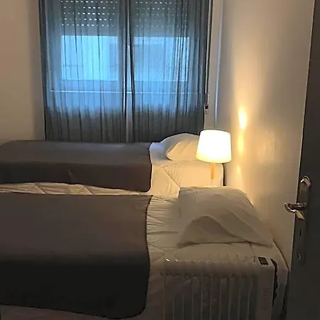 Eskama Auberge de jeunesse *